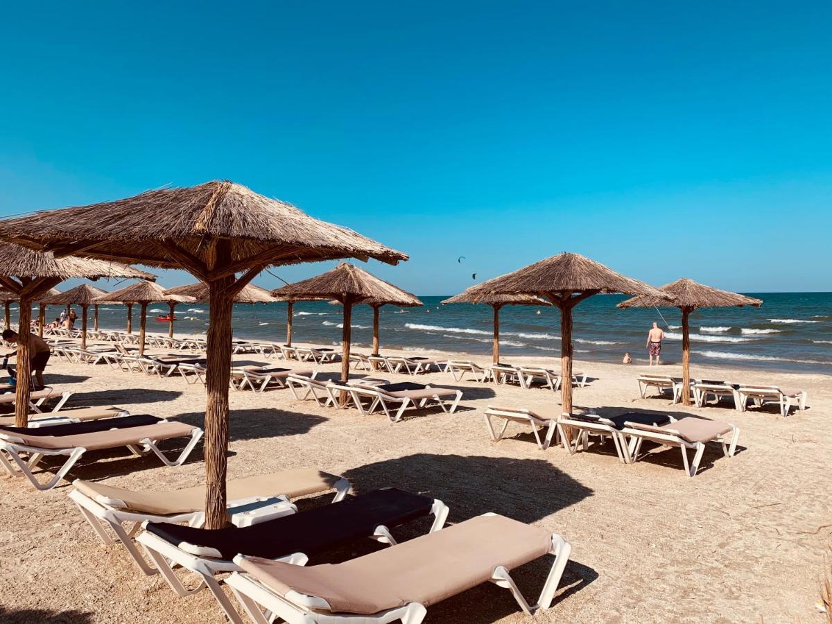 Mamaia Moonlight Apartment エクステリア 写真